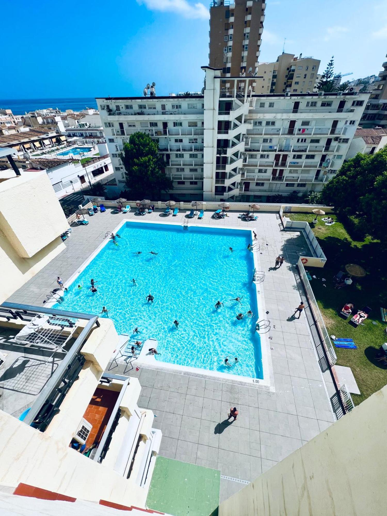 Torremolinos Carihuela Nucleo Cristal Apartment Exterior foto