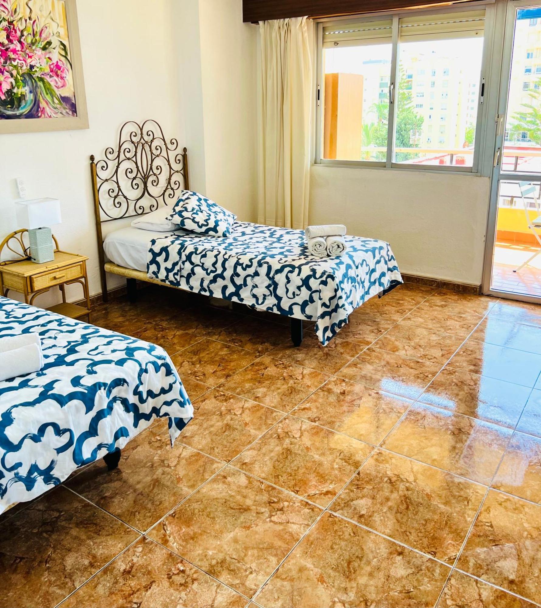 Torremolinos Carihuela Nucleo Cristal Apartment Exterior foto